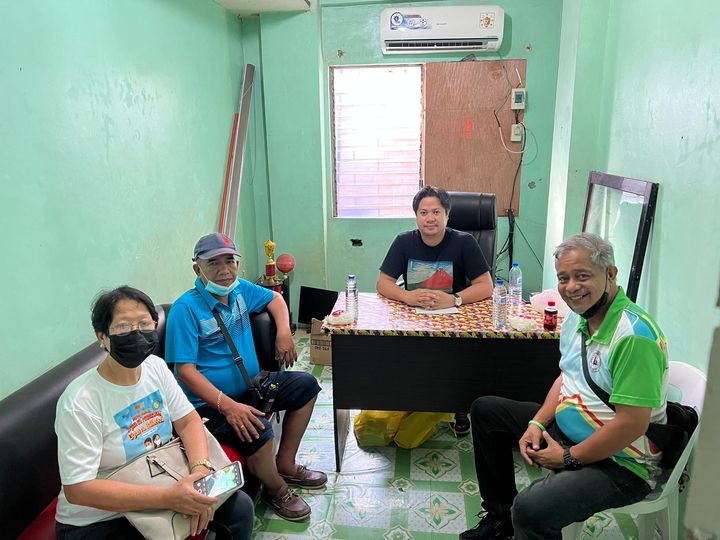 Meeting with Barangay Singcang Airport school principals – Kap. Rosinie Distrito