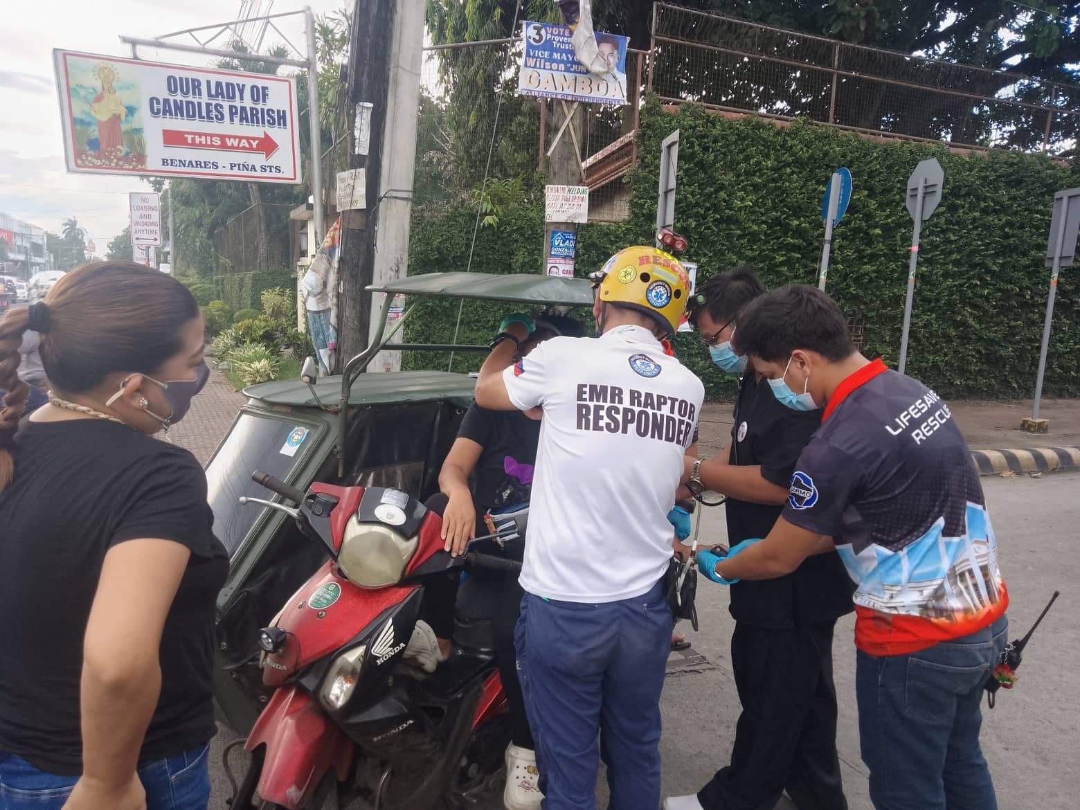 EMR Raptor volunteer responded vehicular accident involving tricycle and pic up along Burgos St. – Mario Eleno Canoy Jr.
